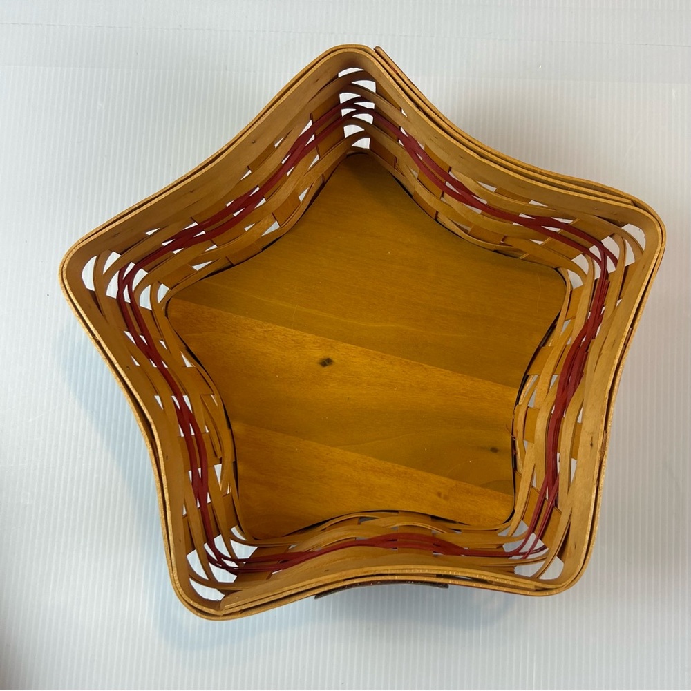 Longaberger 2001 Red Shining Star Basket with American Holly Liner - Picture 8 of 16